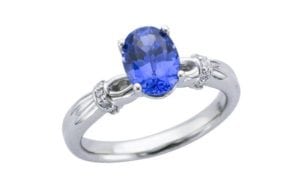 Oval Blue Sapphire platinum ring - Portfolio