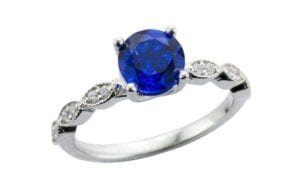Cornflower blue sapphire engagement ring - Portfolio
