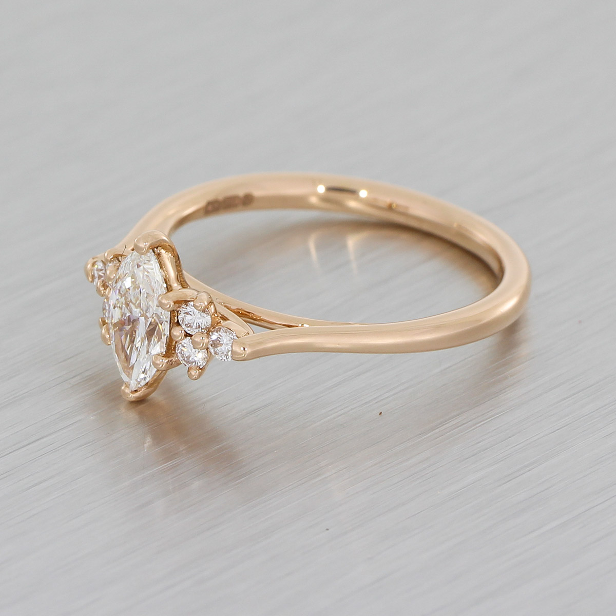Buy quality 14kt Yellow Gold Natural Diamond Delicate Ring in Surat