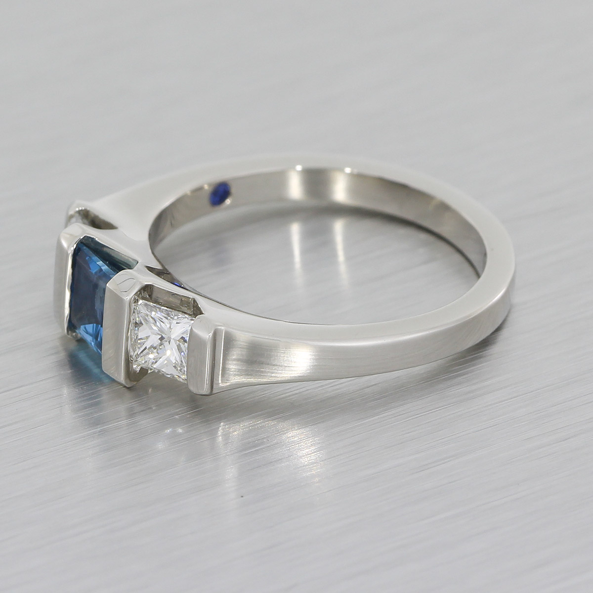 Gerika Ring with Princess cut Sapphire, VS Diamond | 0.92 carats Square  Sapphire Sidestone Ring in 14k White Gold | Diamondere