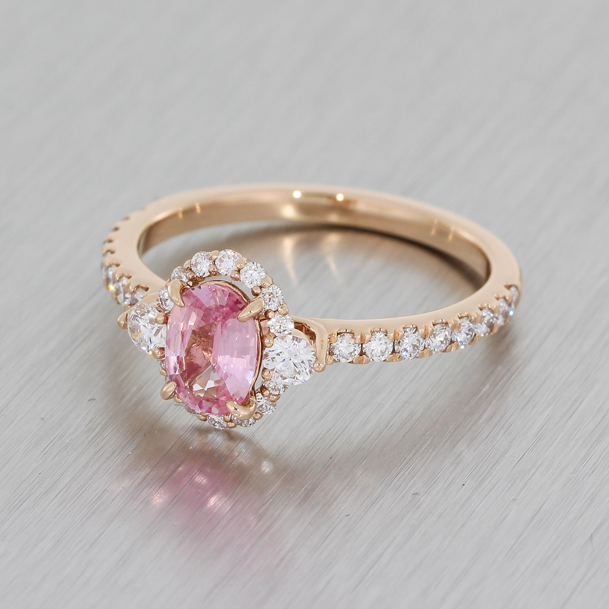 ROSE GOLD FASHION RING WITH OVAL PINK SAPPHIRE AND ROUND DIAMONDS